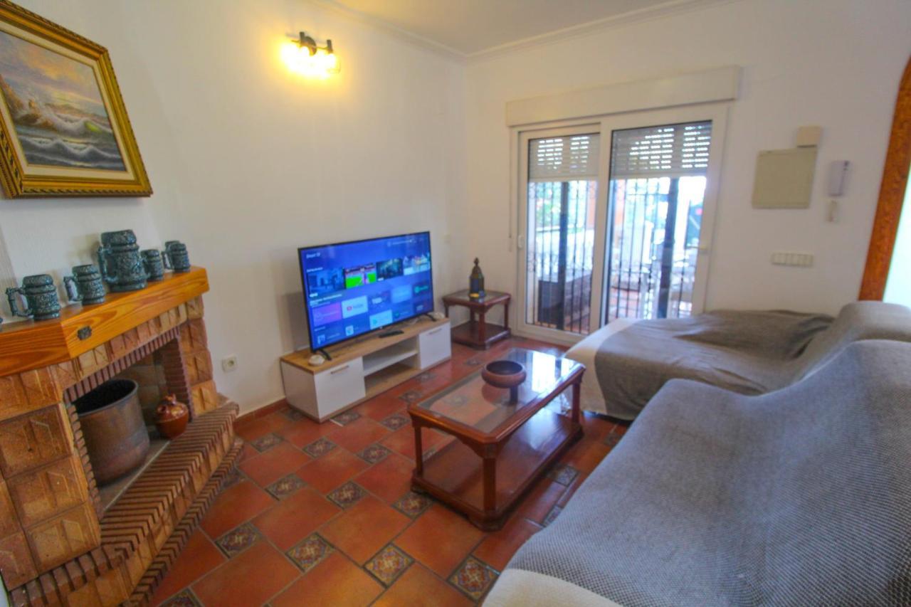 Great Villa, Sea Views, 20 Secs Walk To The Beach, Bbq, 9 People, 5 Mins Car From Alicante City Center, Sailing Club 3 Mins Walk 외부 사진