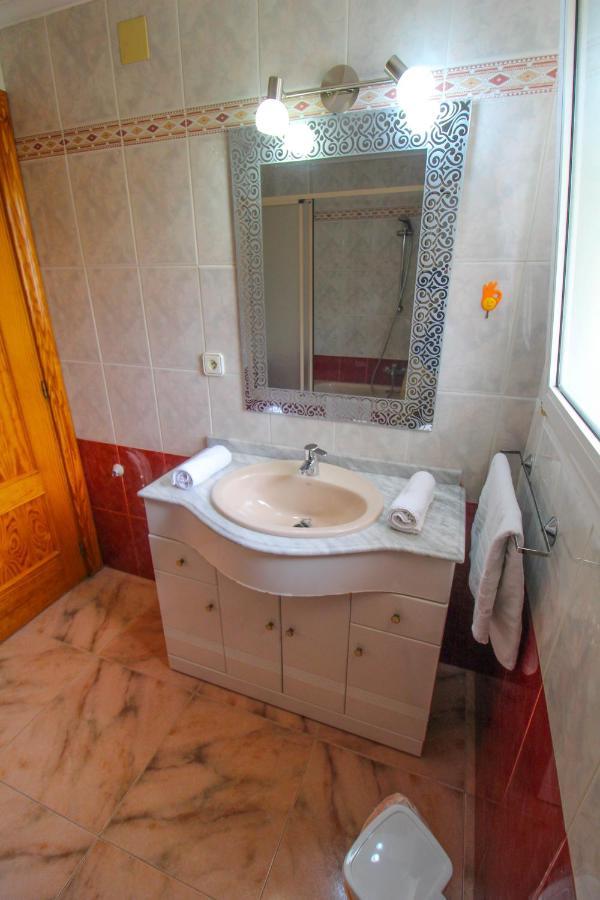 Great Villa, Sea Views, 20 Secs Walk To The Beach, Bbq, 9 People, 5 Mins Car From Alicante City Center, Sailing Club 3 Mins Walk 외부 사진