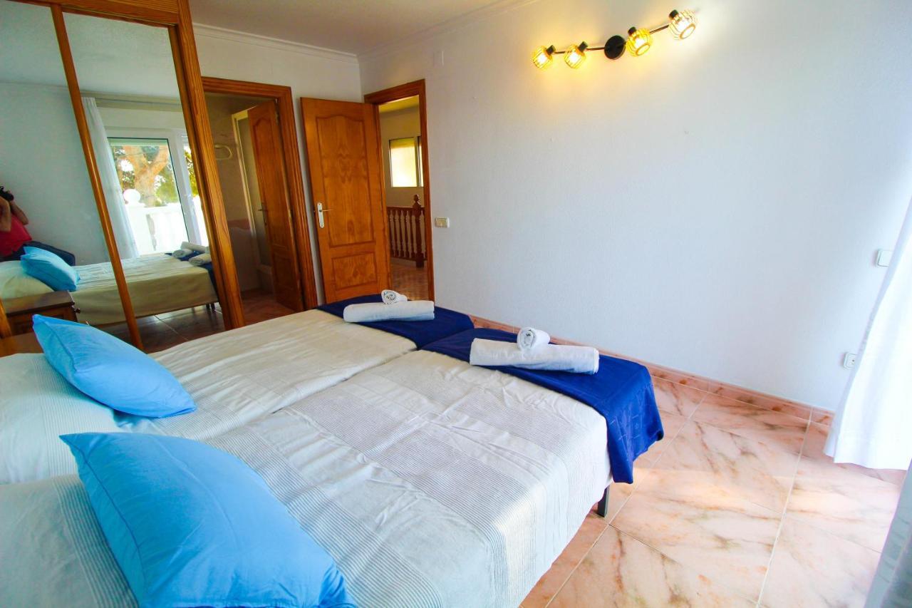 Great Villa, Sea Views, 20 Secs Walk To The Beach, Bbq, 9 People, 5 Mins Car From Alicante City Center, Sailing Club 3 Mins Walk 외부 사진