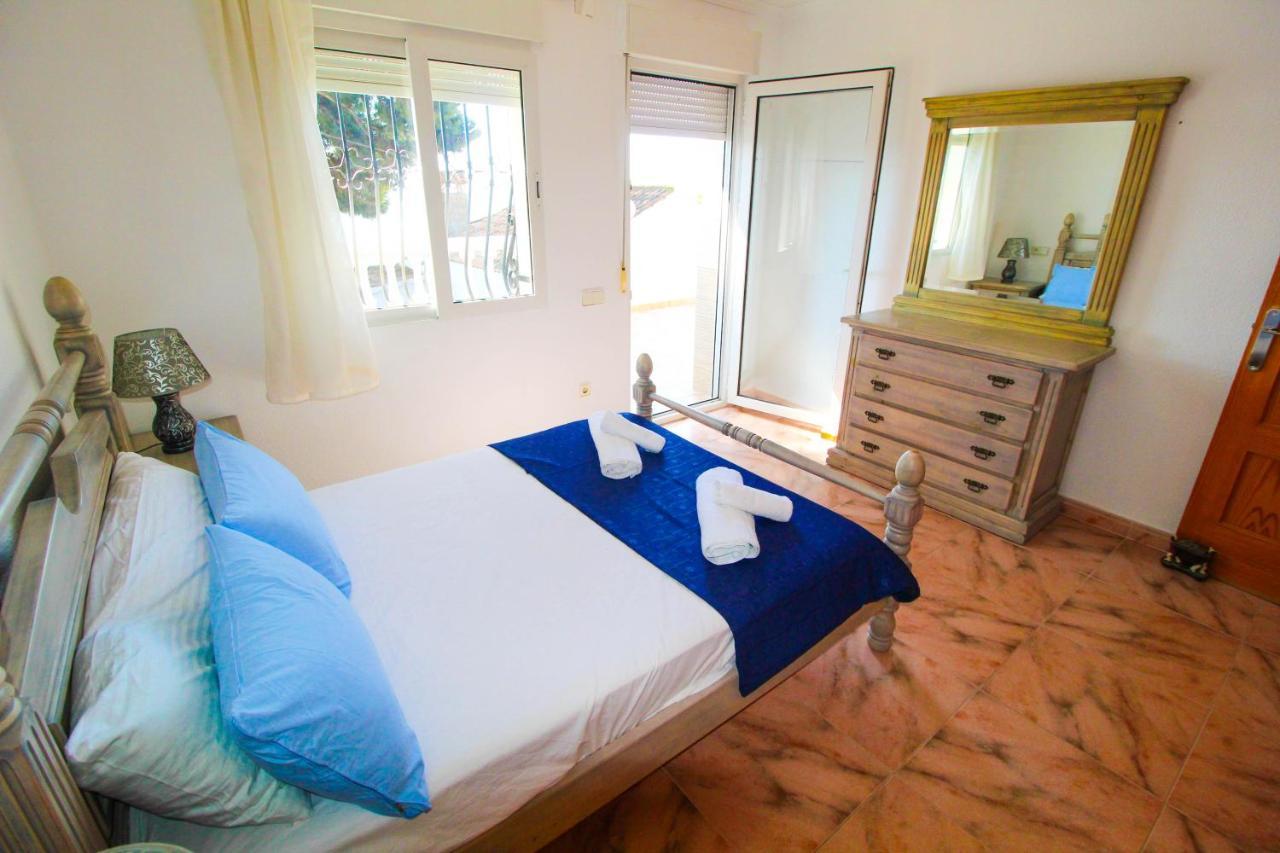 Great Villa, Sea Views, 20 Secs Walk To The Beach, Bbq, 9 People, 5 Mins Car From Alicante City Center, Sailing Club 3 Mins Walk 외부 사진