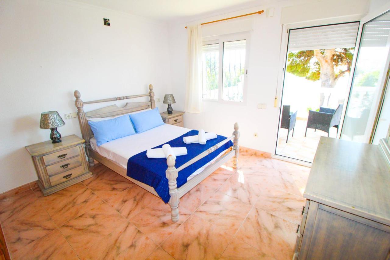 Great Villa, Sea Views, 20 Secs Walk To The Beach, Bbq, 9 People, 5 Mins Car From Alicante City Center, Sailing Club 3 Mins Walk 외부 사진