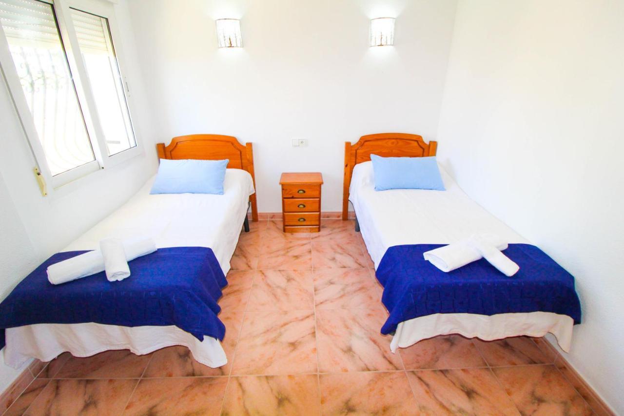 Great Villa, Sea Views, 20 Secs Walk To The Beach, Bbq, 9 People, 5 Mins Car From Alicante City Center, Sailing Club 3 Mins Walk 외부 사진